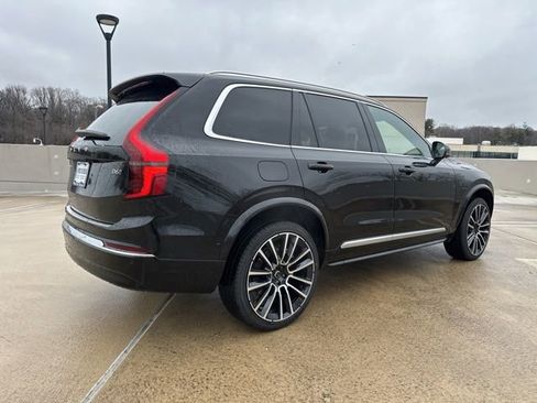 New 2026 Volvo XC90 B6 Plus w/ Protection Package Premier image 7