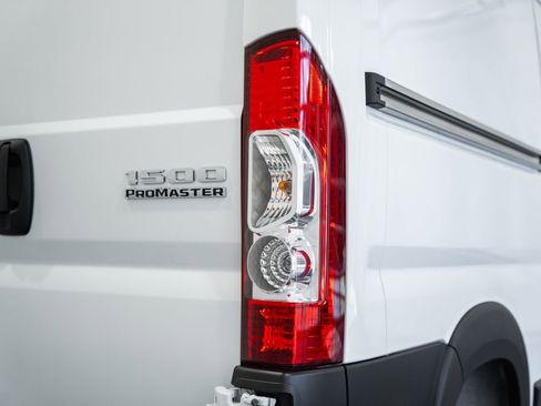 New 2025 RAM ProMaster 1500 w/ Premium Convenience Group FWD image 7