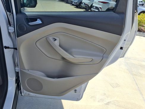 Used 2017 Ford Escape Titanium FWD image 19
