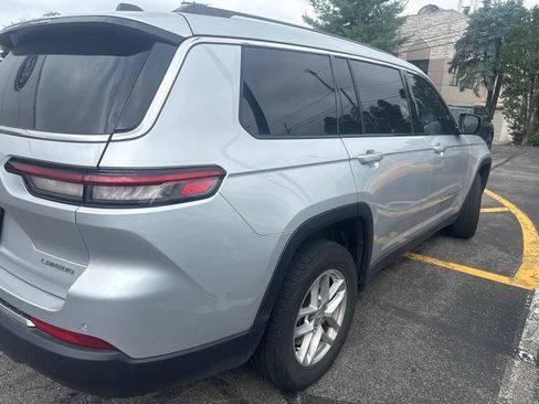 Used 2021 Jeep Grand Cherokee L Laredo w/ Luxury Tech Group I AWD/4WD image 5