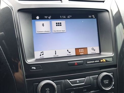 Used 2017 Ford Explorer XLT w/ Equipment Group 202A image 17