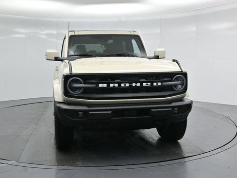 New 2025 Ford Bronco Outer Banks image 55