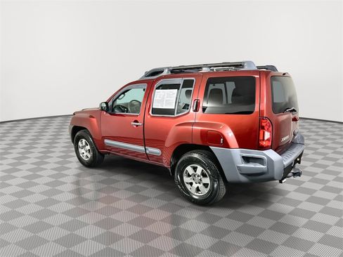Used 2013 Nissan Xterra PRO-4X w/ Pro-4x Leather Pkg image 6