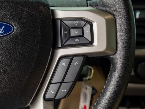 Used 2020 Ford F350 Lariat w/ Lariat Value Package image 11