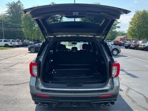Certified 2020 Ford Explorer ST w/ ST Street Pack AWD/4WD image 5