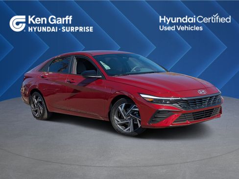 Used 2025 Hyundai Elantra Sport FWD image 1