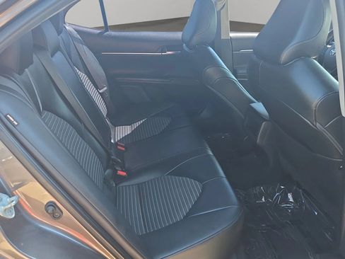 Used 2022 Toyota Camry SE FWD image 20