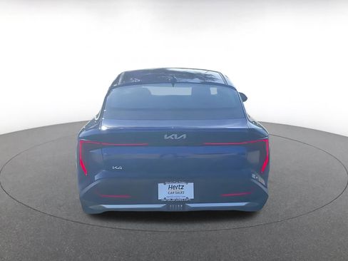 Used 2025 Kia K4 LXS image 12