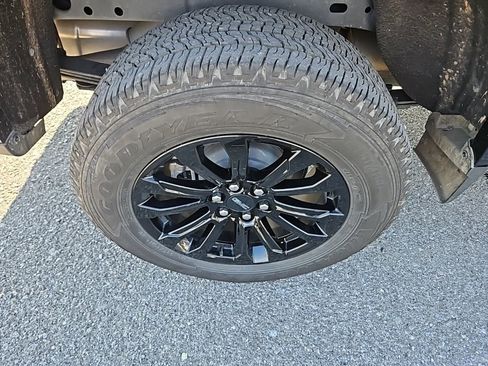 Used 2022 GMC Canyon Elevation w/ Elevation Premium Package image 13