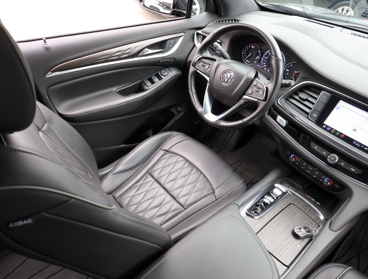 Used 2022 Buick Enclave Avenir w/ Avenir Technology Package FWD image 15