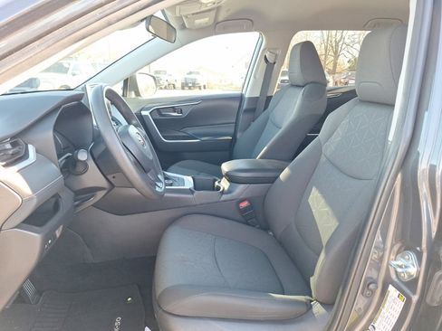 Used 2024 Toyota RAV4 XLE image 4