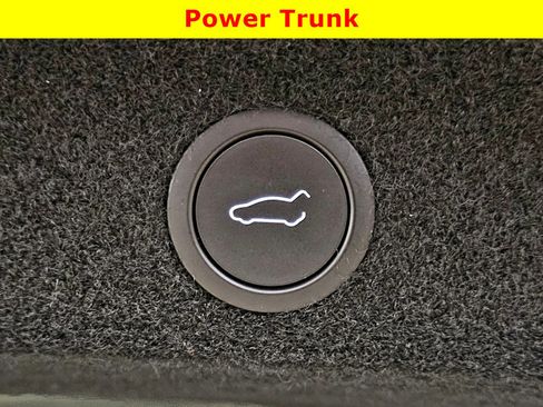 Used 2026 Tesla Model Y Long Range AWD/4WD image 29