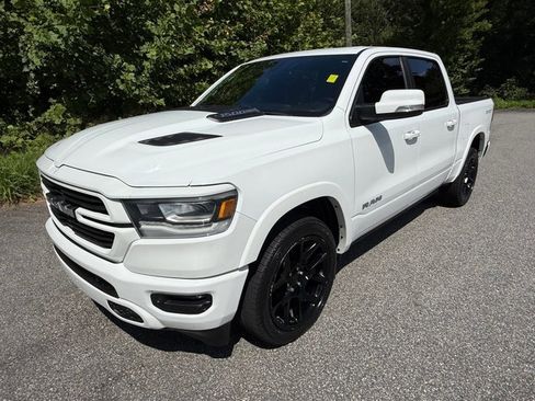 Used 2022 RAM 1500 Laramie AWD/4WD image 2