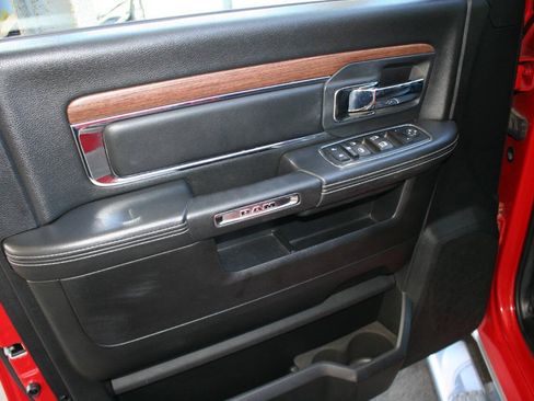 Used 2014 RAM 1500 Laramie RWD image 14