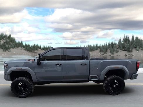 Used 2024 GMC Sierra 2500 AT4X w/ AT4X AEV Edition AWD/4WD image 6