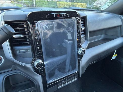 Used 2024 RAM 3500 Tradesman image 10