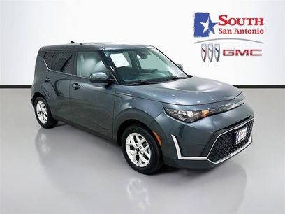 Used 2023 Kia Soul LX w/ LX Technology Package