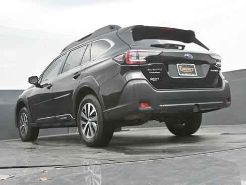 Used 2024 Subaru Outback Premium image 29