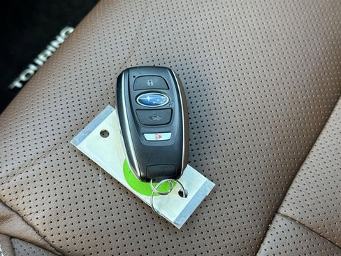 Used 2022 Subaru Outback Touring XT image 33