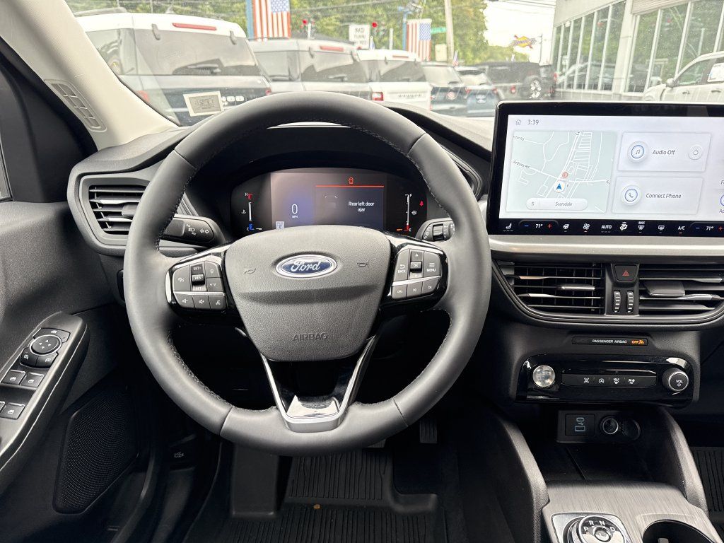 Used 2023 Ford Escape Active w/ Tech Pack #1 AWD/4WD image 15