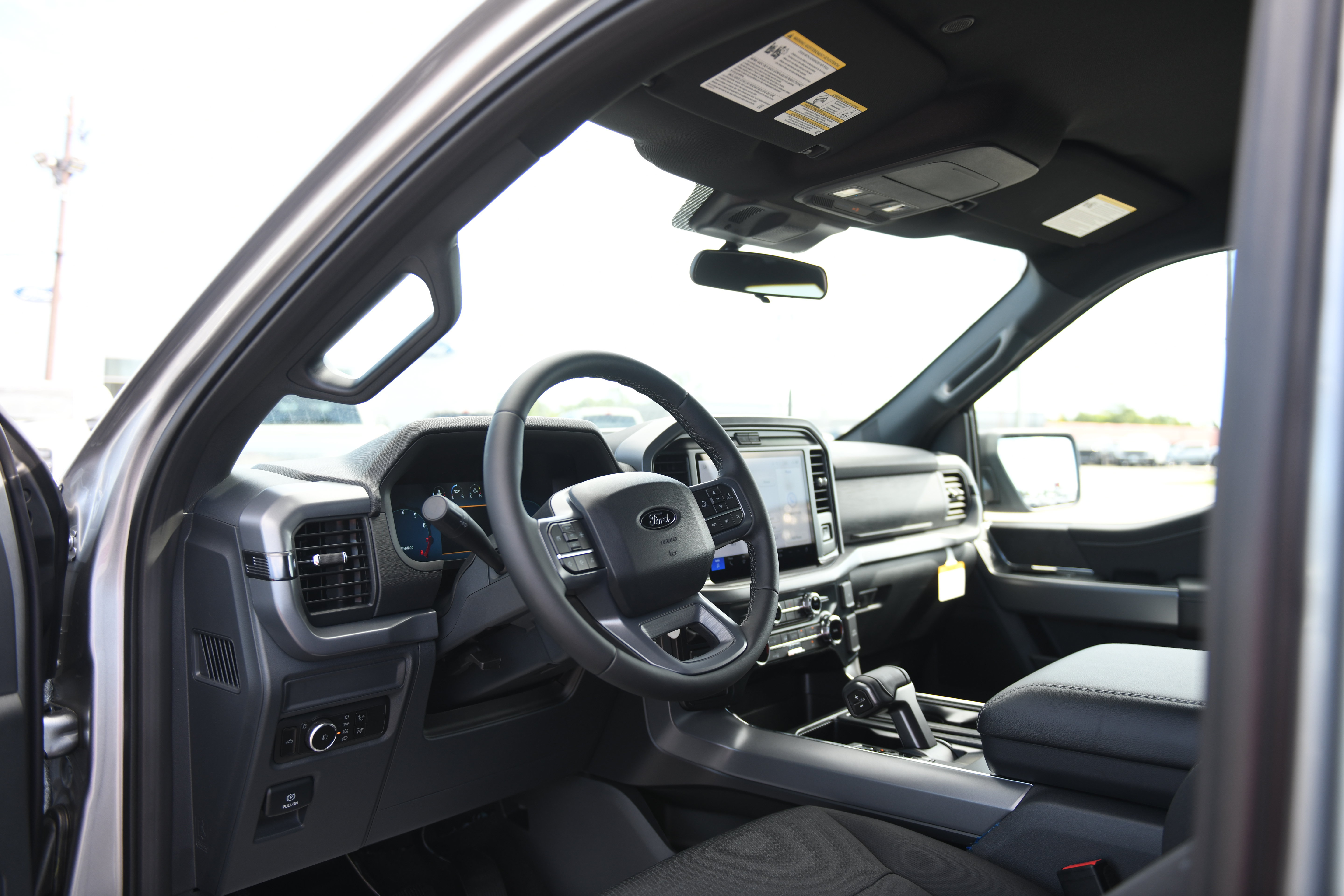 New 2026 Ford F150 XLT w/ FX4 Off-Road Package AWD/4WD image 11