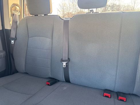 Certified 2021 Chevrolet Silverado 1500 LT image 33