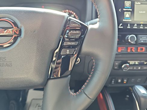 Used 2025 Nissan Frontier Pro-X w/ Pro Premium Package RWD image 18