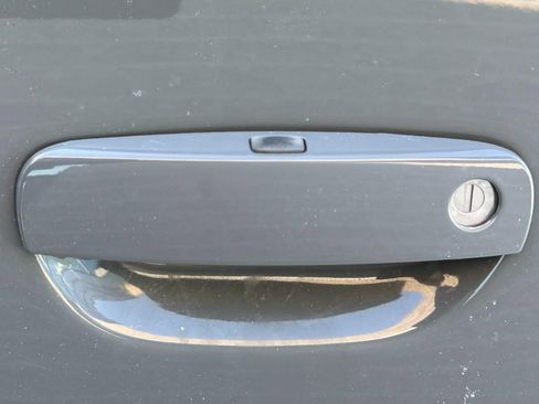 Used 2018 Dodge Challenger GT w/ Driver Convenience Group image 8