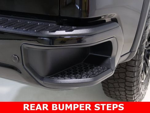 Used 2022 Chevrolet Silverado 1500 ZR2 w/ Technology Package image 20