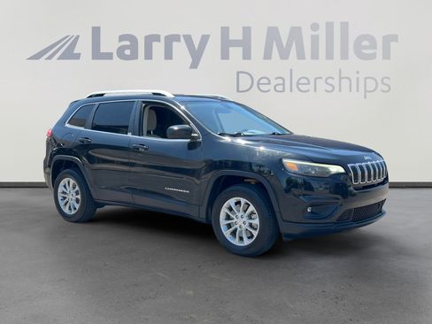 Used 2019 Jeep Cherokee Latitude w/ Popular Appearance Group AWD/4WD image 7