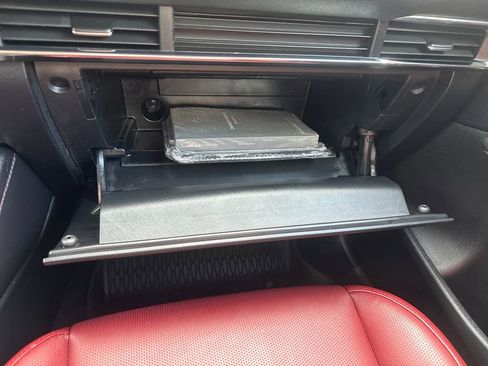 Used 2024 MAZDA MAZDA3 s image 31