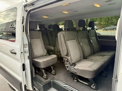 Used 2020 Ford Transit 350 XLT image 27