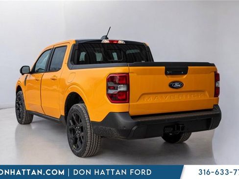 New 2026 Ford Maverick Lariat w/ Black Appearance Package image 31