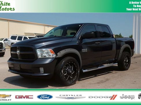 Used 2015 RAM 1500 Express AWD/4WD image 1