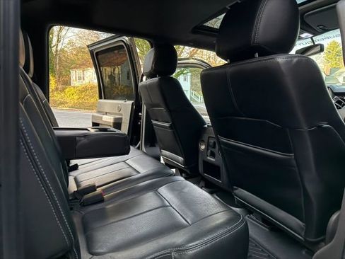 Used 2016 Ford F250 Lariat w/ Chrome Package image 16