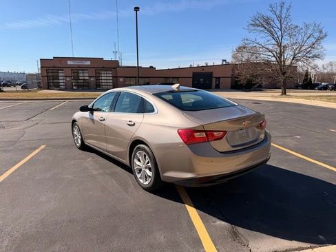 Used 2024 Chevrolet Malibu LT image 6