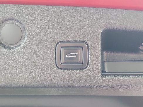 Used 2022 Chevrolet Equinox RS FWD image 15