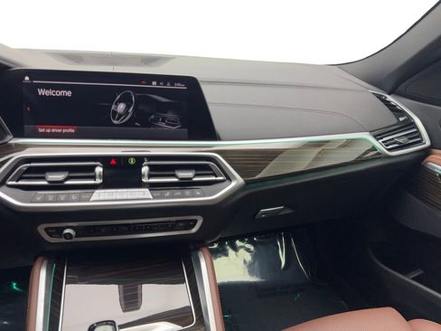 Used 2023 BMW X6 xDrive40i w/ M Sport Package image 55