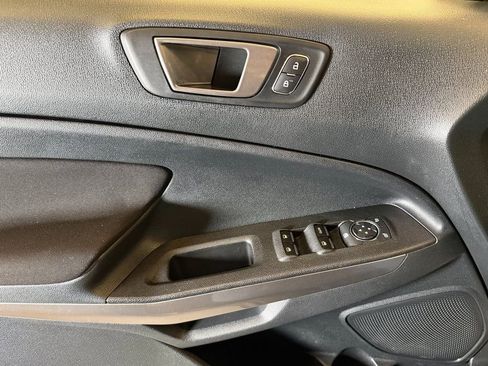 Used 2020 Ford EcoSport SE FWD image 18