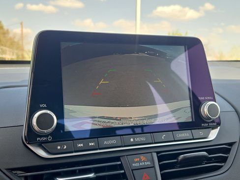 Certified 2025 Nissan Altima 2.5 S FWD image 23