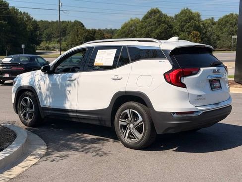 Used 2021 GMC Terrain SLT FWD image 9