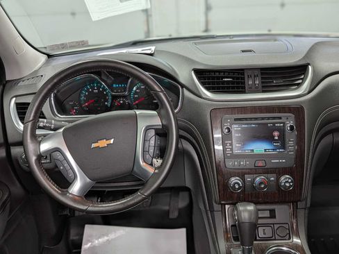 Used 2016 Chevrolet Traverse LT AWD/4WD image 5