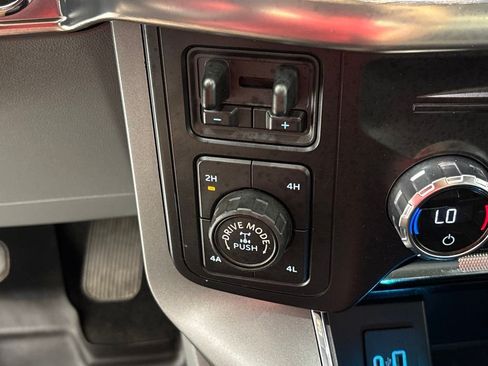 Used 2021 Ford F150 Lariat w/ Max Trailer Tow Package AWD/4WD image 43