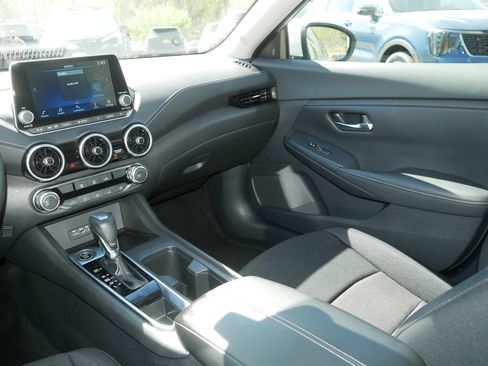 Certified 2023 Nissan Sentra SV w/ Trunk Package FWD image 11