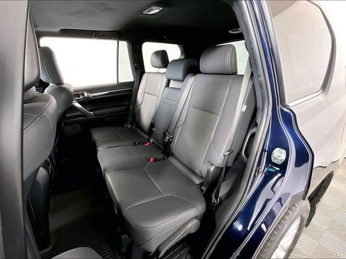 Used 2022 Lexus GX 460 image 26