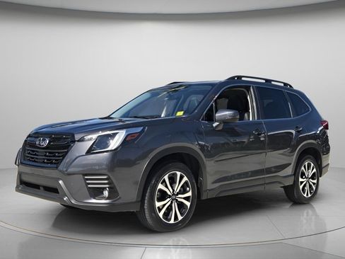 Used 2024 Subaru Forester Limited AWD/4WD image 9