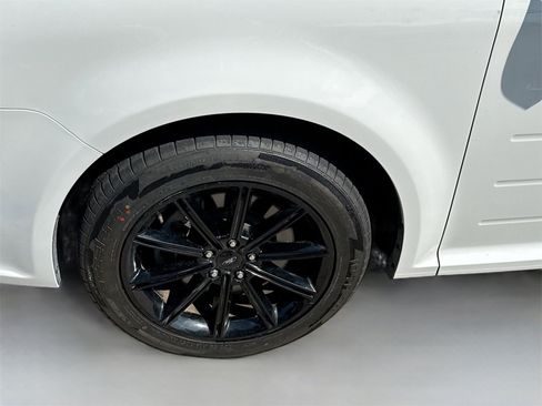 Used 2019 Ford Flex Limited image 31