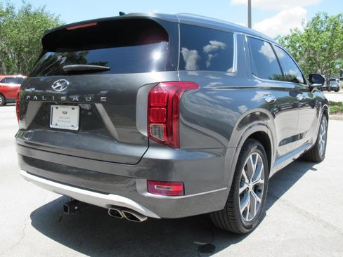 Used 2022 Hyundai Palisade Limited FWD image 6
