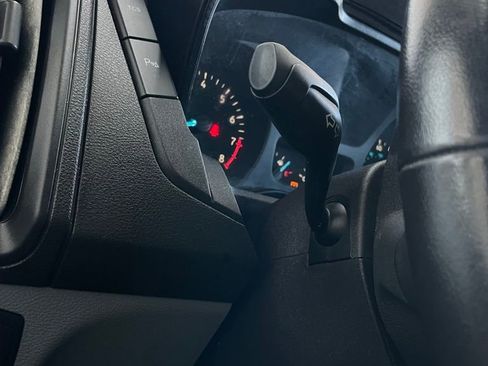 Used 2017 Ford Transit 150 XL image 20