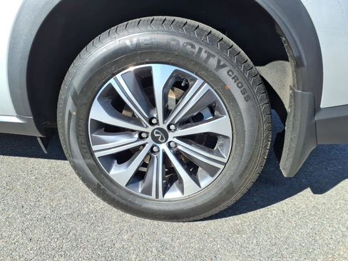Certified 2023 INFINITI QX60 Pure AWD/4WD image 9